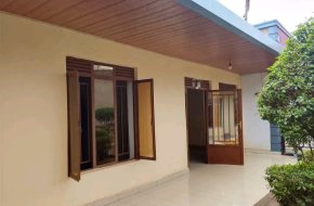 Inzu nziza ikodeshwa kanombe