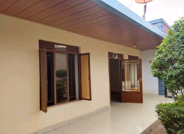 Inzu nziza ikodeshwa kanombe