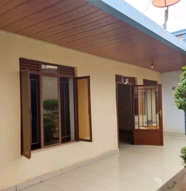 Inzu nziza ikodeshwa kanombe