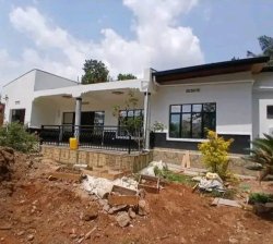 Unfurnished house for rent in Kacyiru, in a good neighborhood.