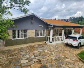 A large house for sale in Nyamirambo, Nyakabanda on KN20 Ave, near Green Corner