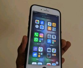 🔥 Iphone 8plus 64GB igurishwa iOS 16.7 & battery healthy 100%   Price negotiable   ☎️☎️whtsap call 0789715955